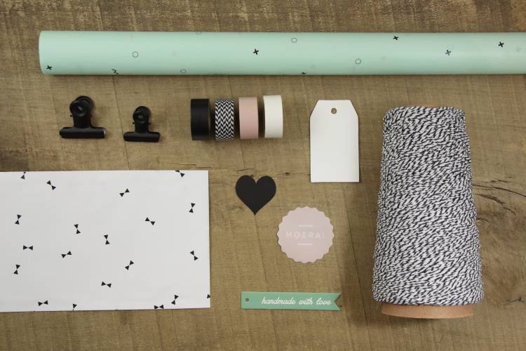 Inpakpapier, washi tape, sluitstickers, labels, bakerstwine en meer!