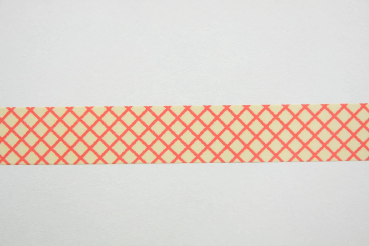 Washitape-ecru-rood-ruitje-2.