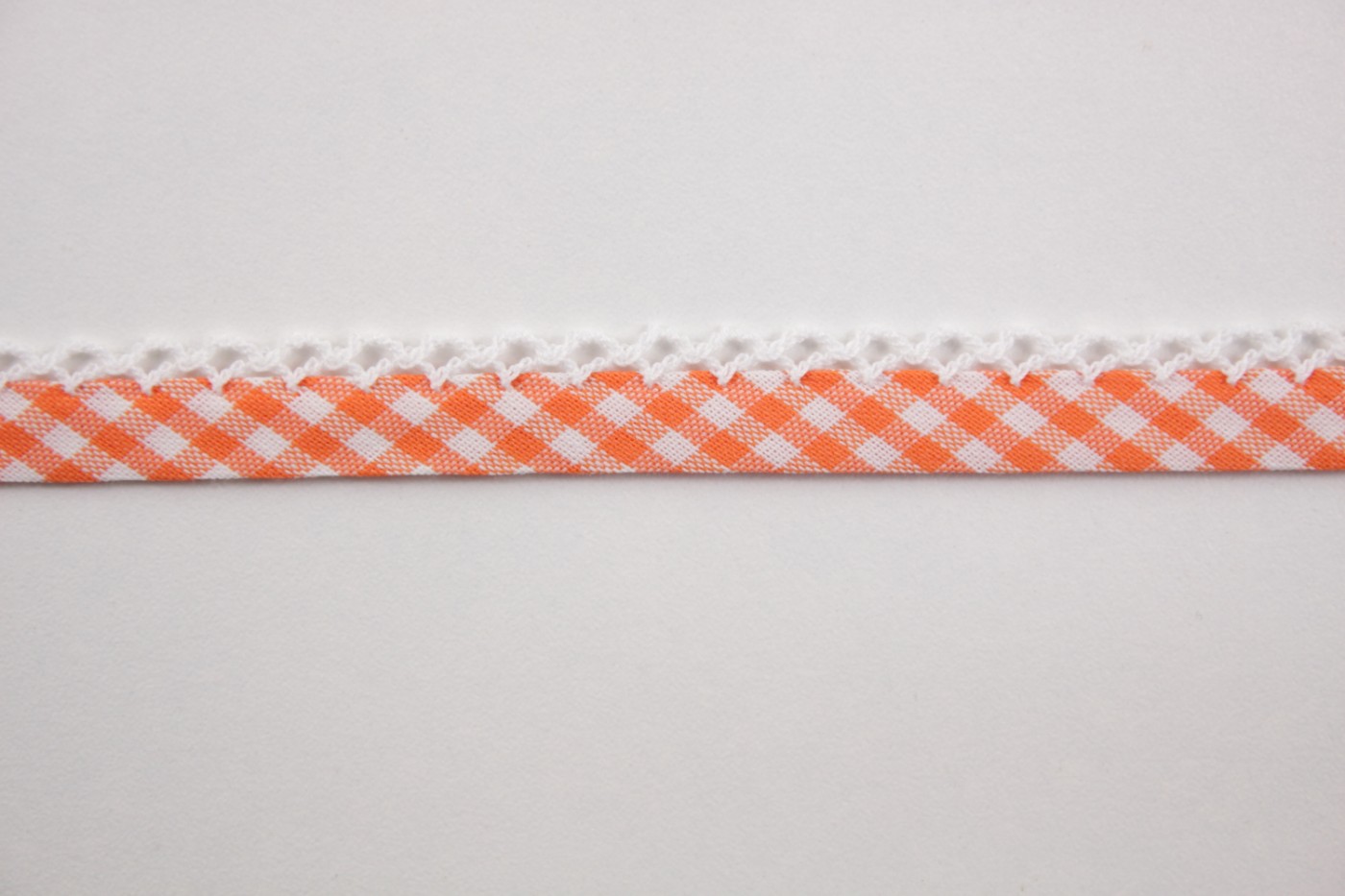Oranje wit geruit biasbandje-met wit kan