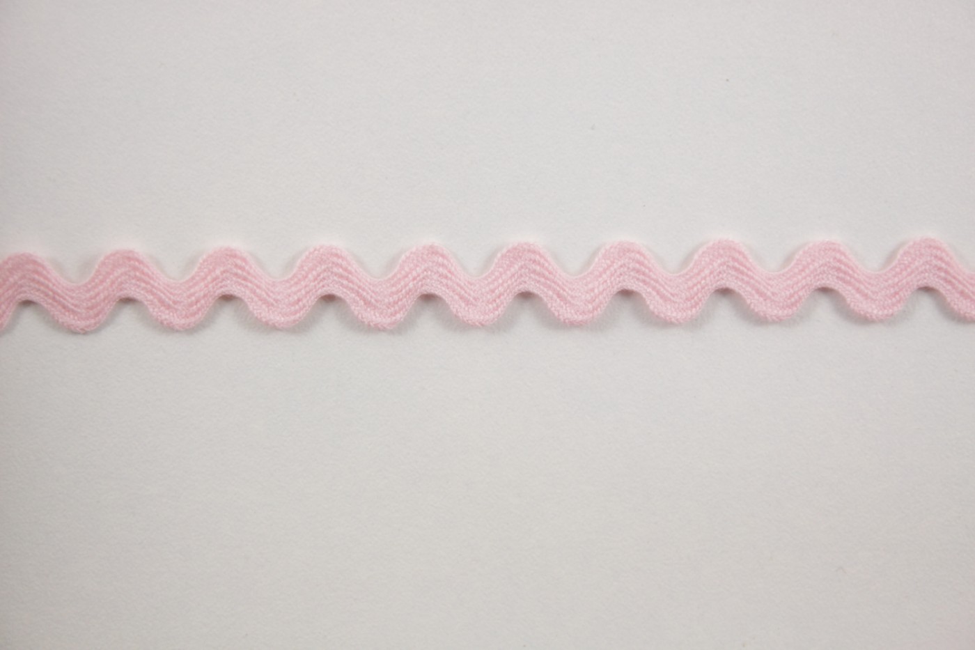 Licht roze zigzagband-9 mm