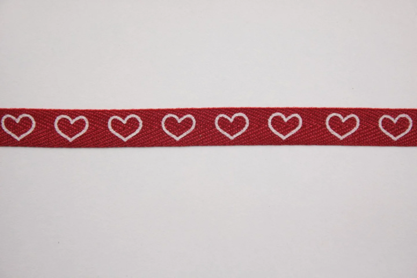 Rood-witte hartjes-11mm-katoen.