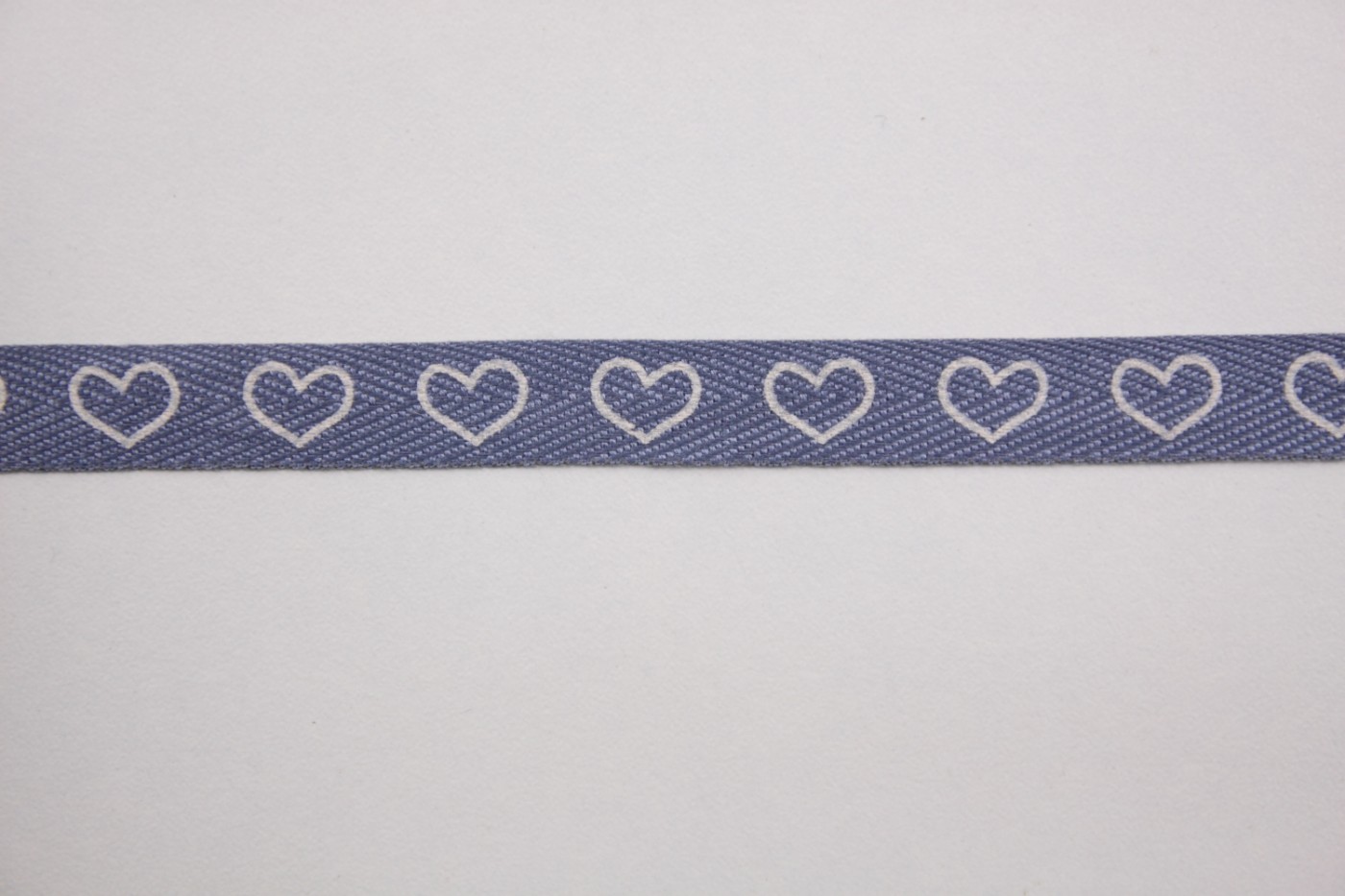 Oudblauw-witte hartjes-11mm-katoen