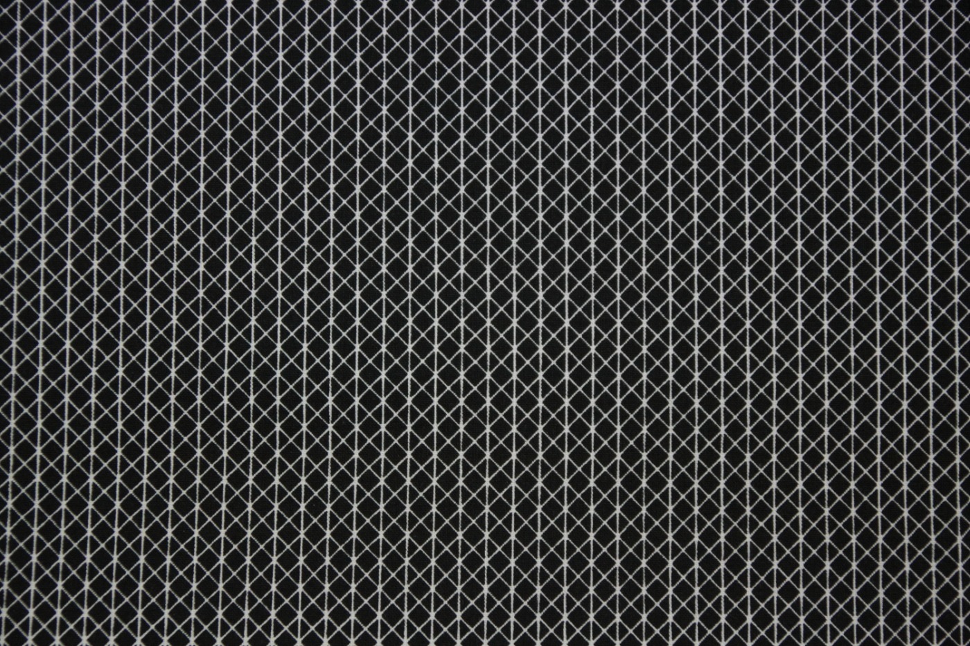 quiltstof-zwart-witte schuine ruitjes-Co