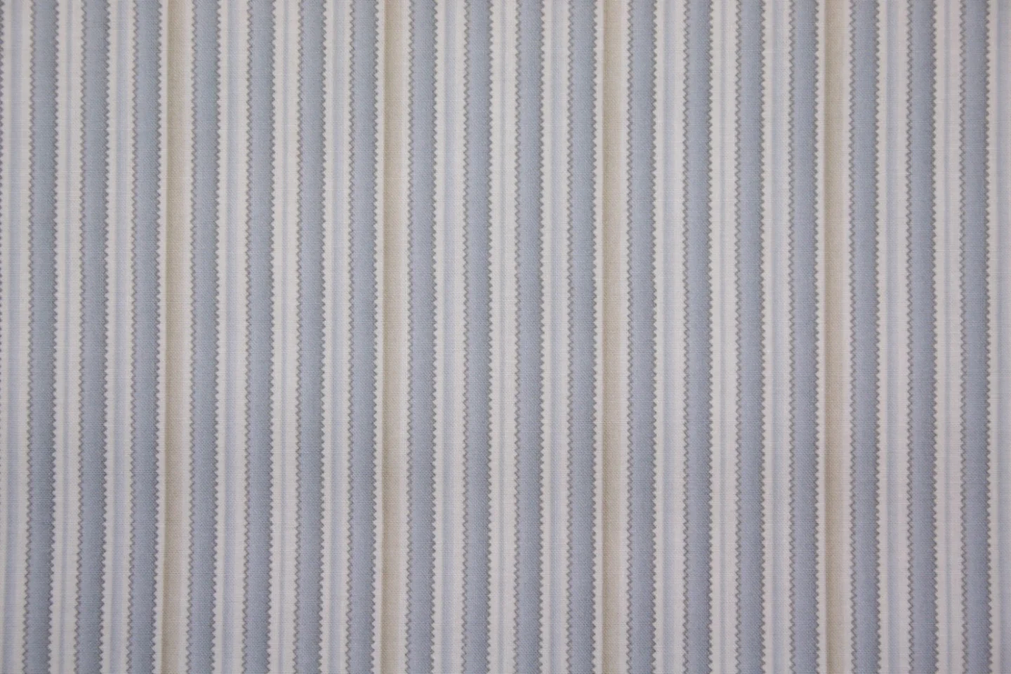 quiltstof-blauw-zand-ivoor-gestreept-Red.