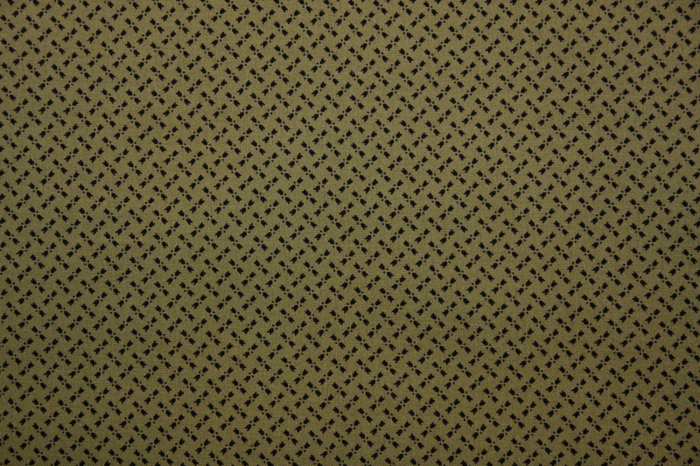 quiltstof-olijfgroen-zwart-ruitmotief me