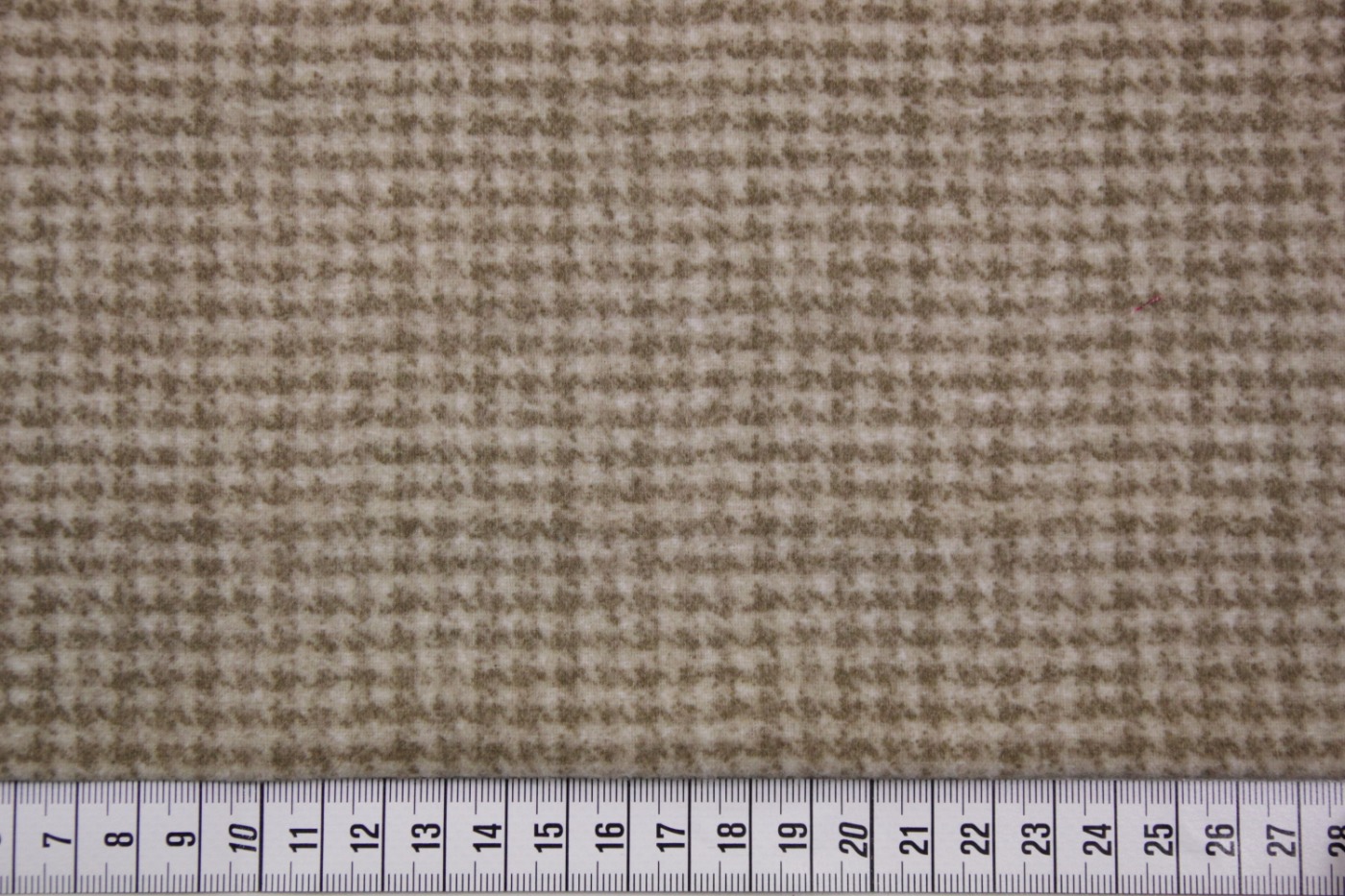 quiltstof-beige-bruin pied de poule ruit