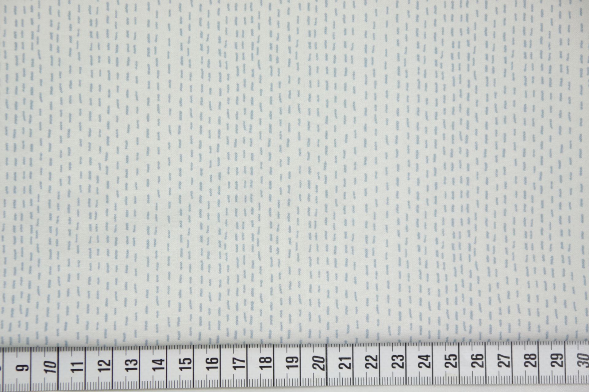 quiltstof-Ivoor met oudblauwe streepjes-