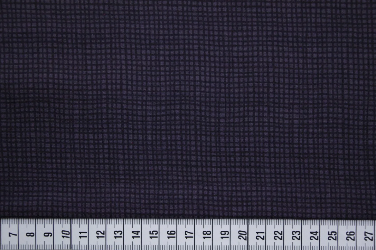 quiltstof-paars-donkerpaars lijnen in ru.