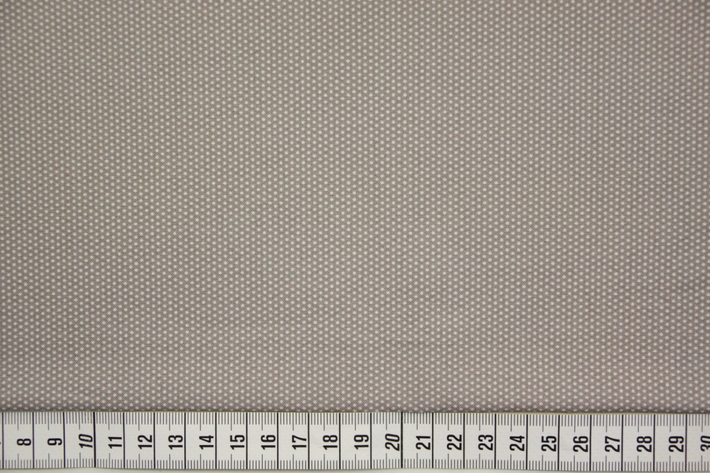 quiltstof-modestof-taupe-witte stipjes-M