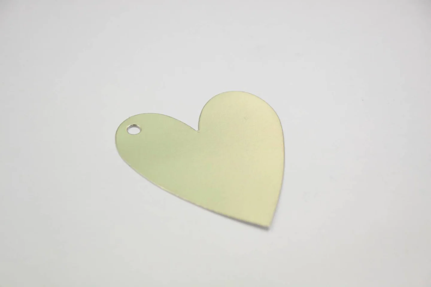 Cadeaulabel label gold heart hartje goud.