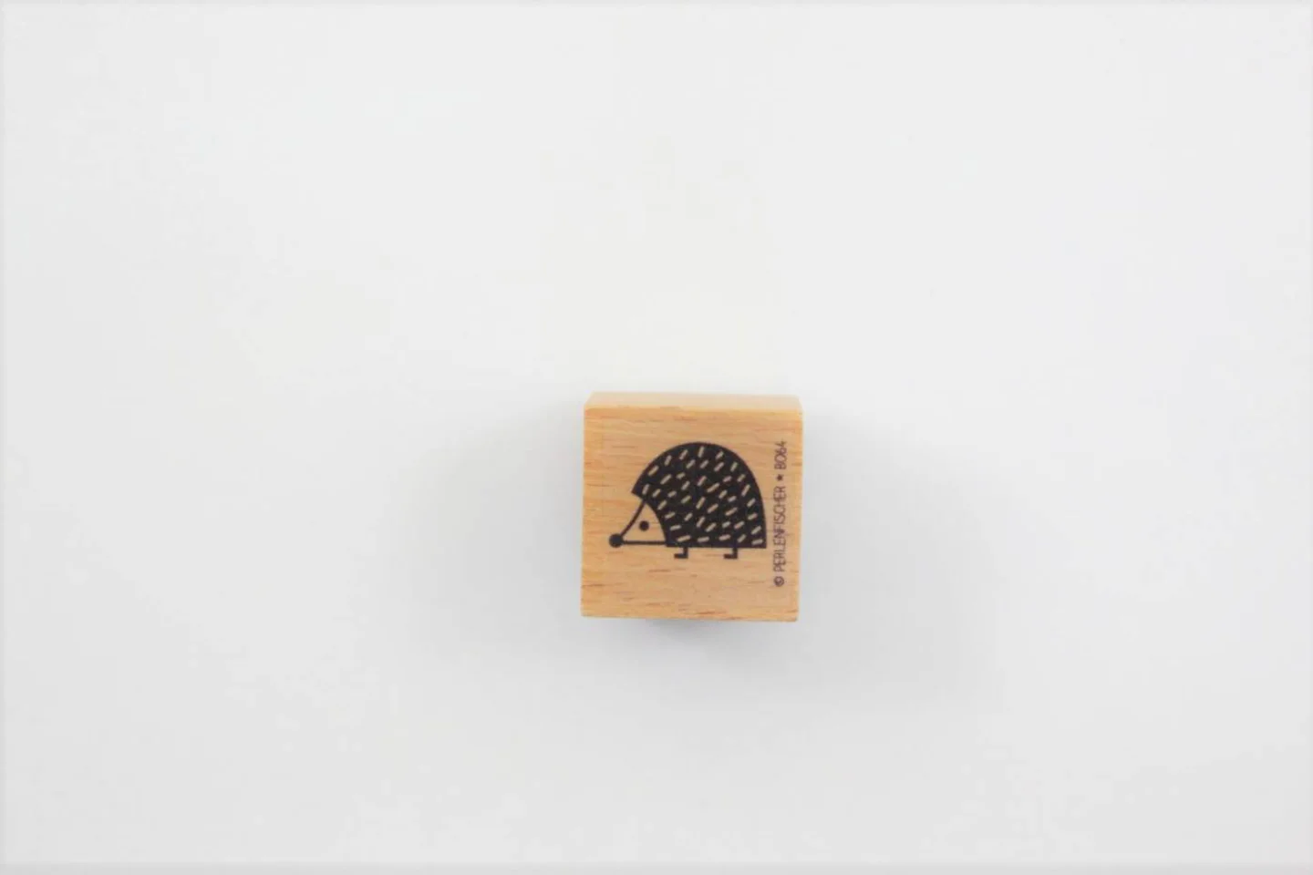 WIT- houten stempel-baby egel-egeltje-ig.