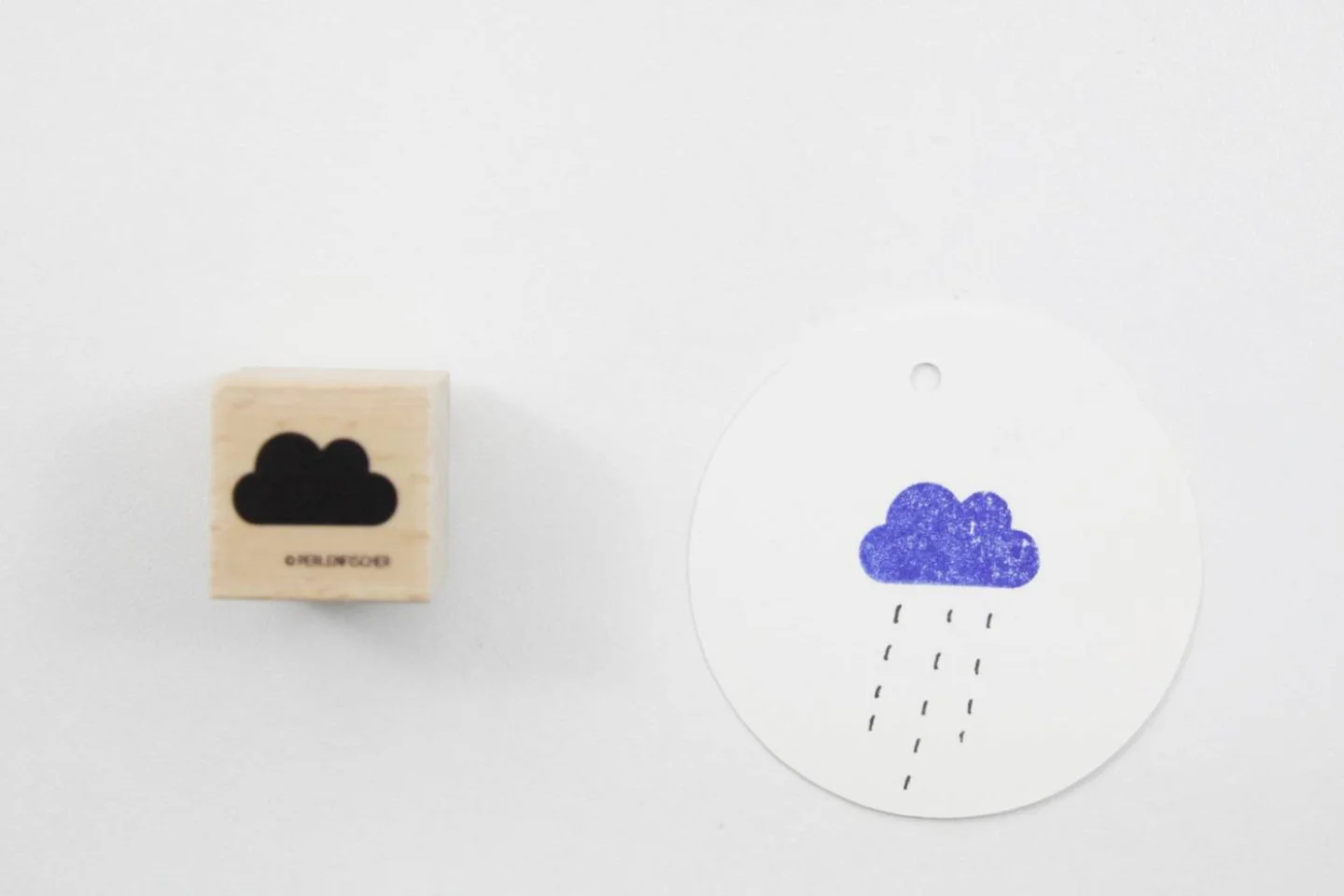 WIT-houten stempel-wolk-cloud-perlenfisc.