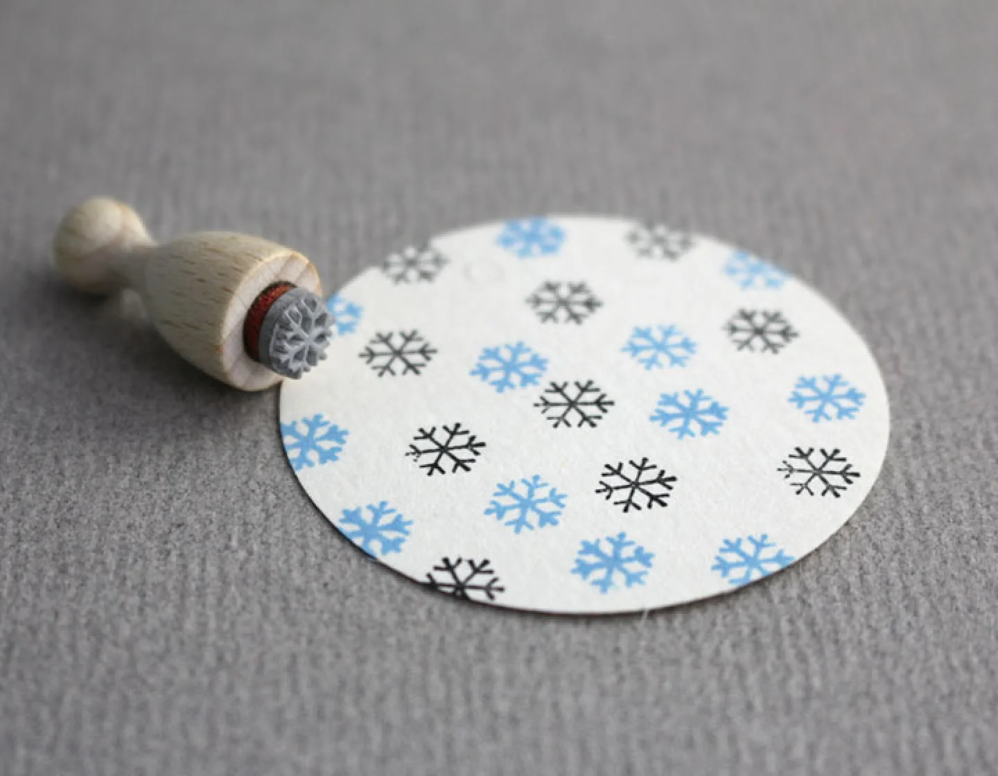 houten stempel-sneeuwvlok-ijskristal-kle.
