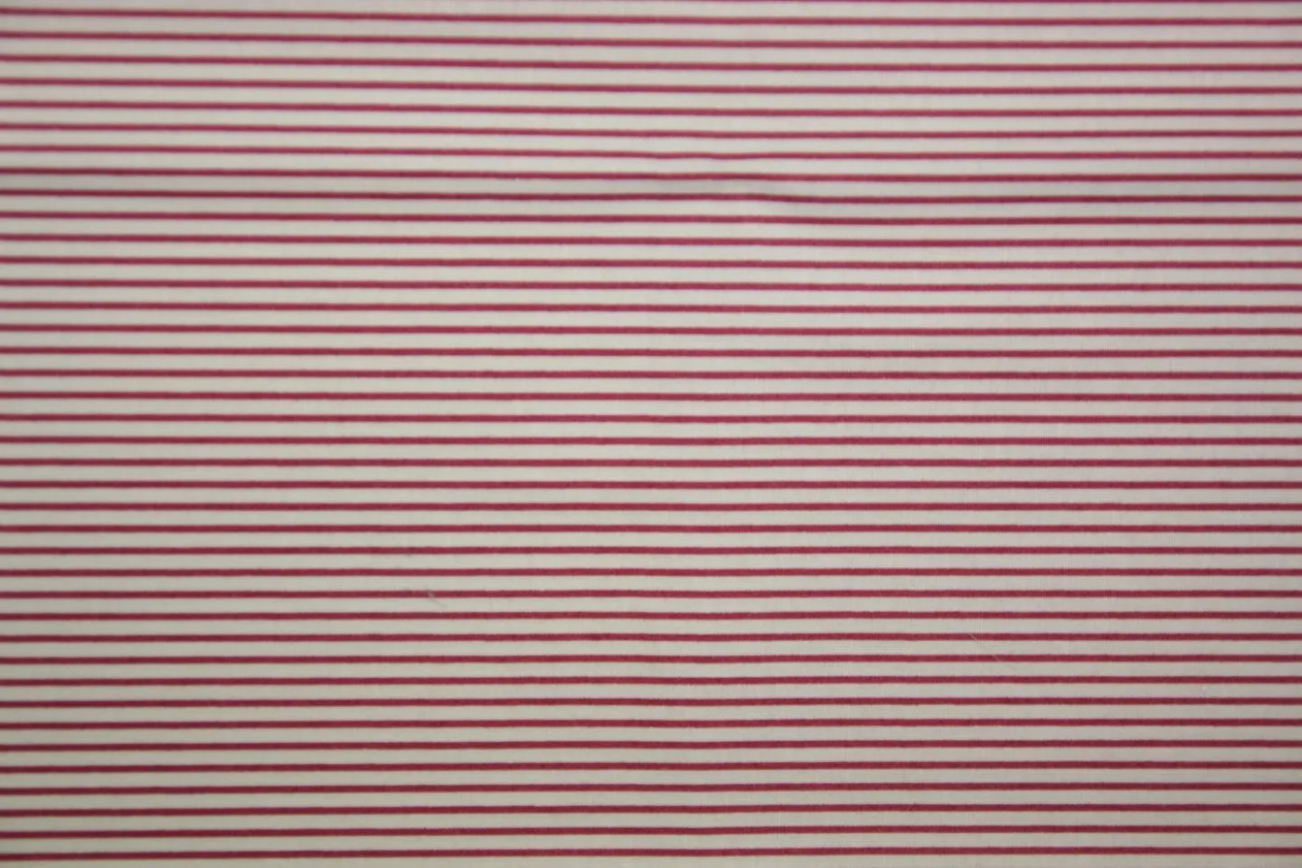 quiltstof ecru-cerise streepje-Maywood S.