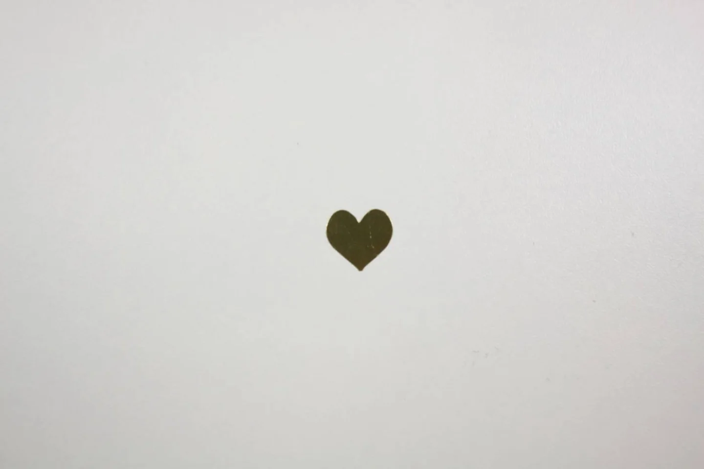 sluitsticker hartje hart goud geboorte t.