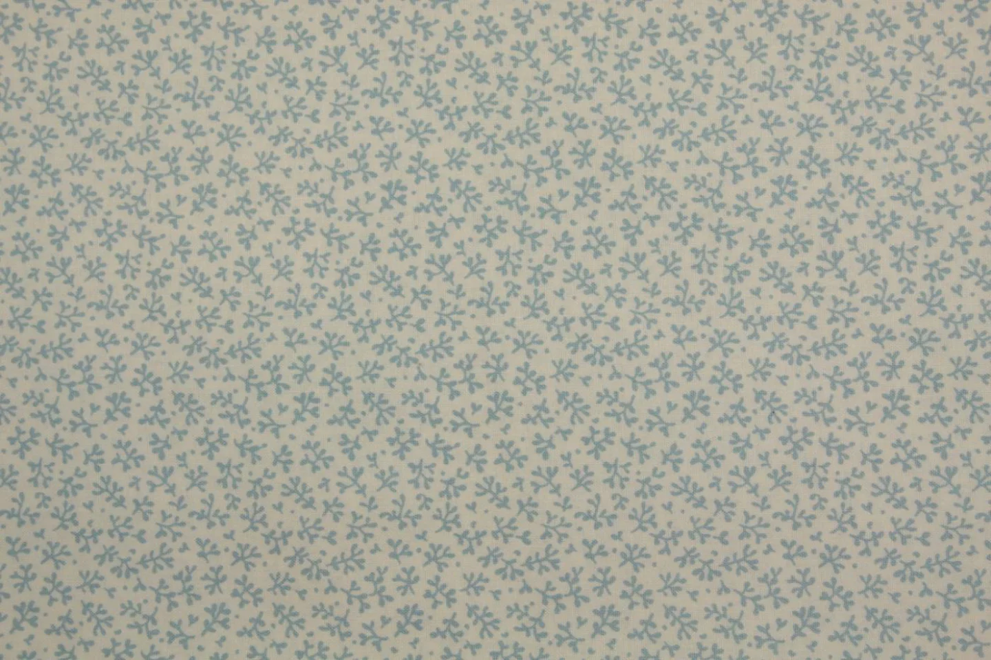 ivoor-blauwe takjes-Quilting Treasures-S.
