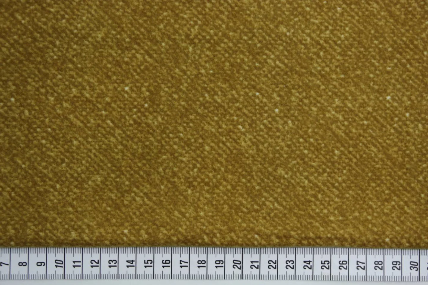 donkergeel-gespikkeld-flanel-woolies-May.