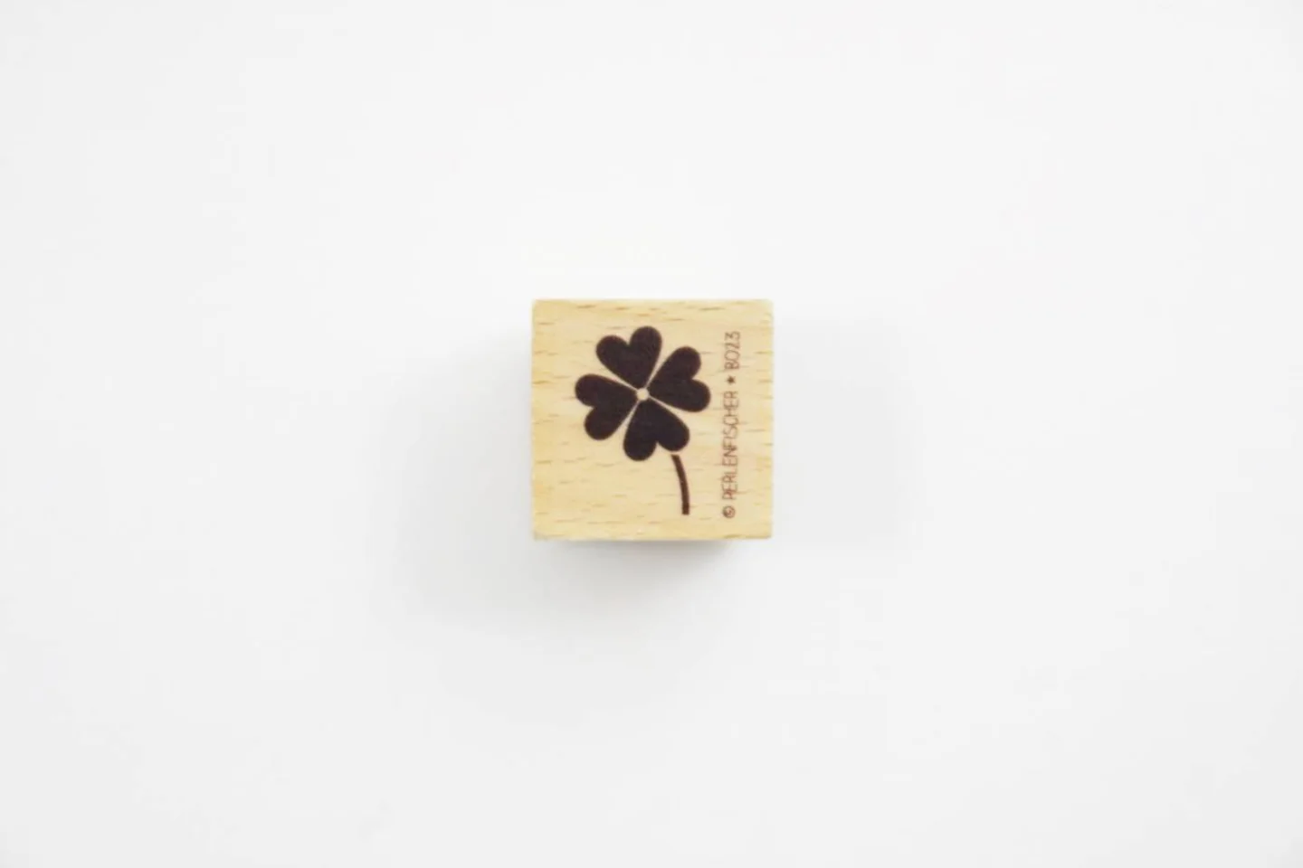 WIT-Stempel hout Perlenfischer klavertje.