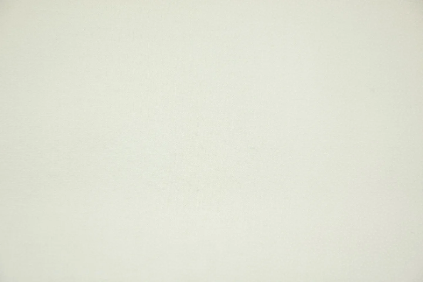 quiltstof-Ivoor met witte stipjes-Quilts.