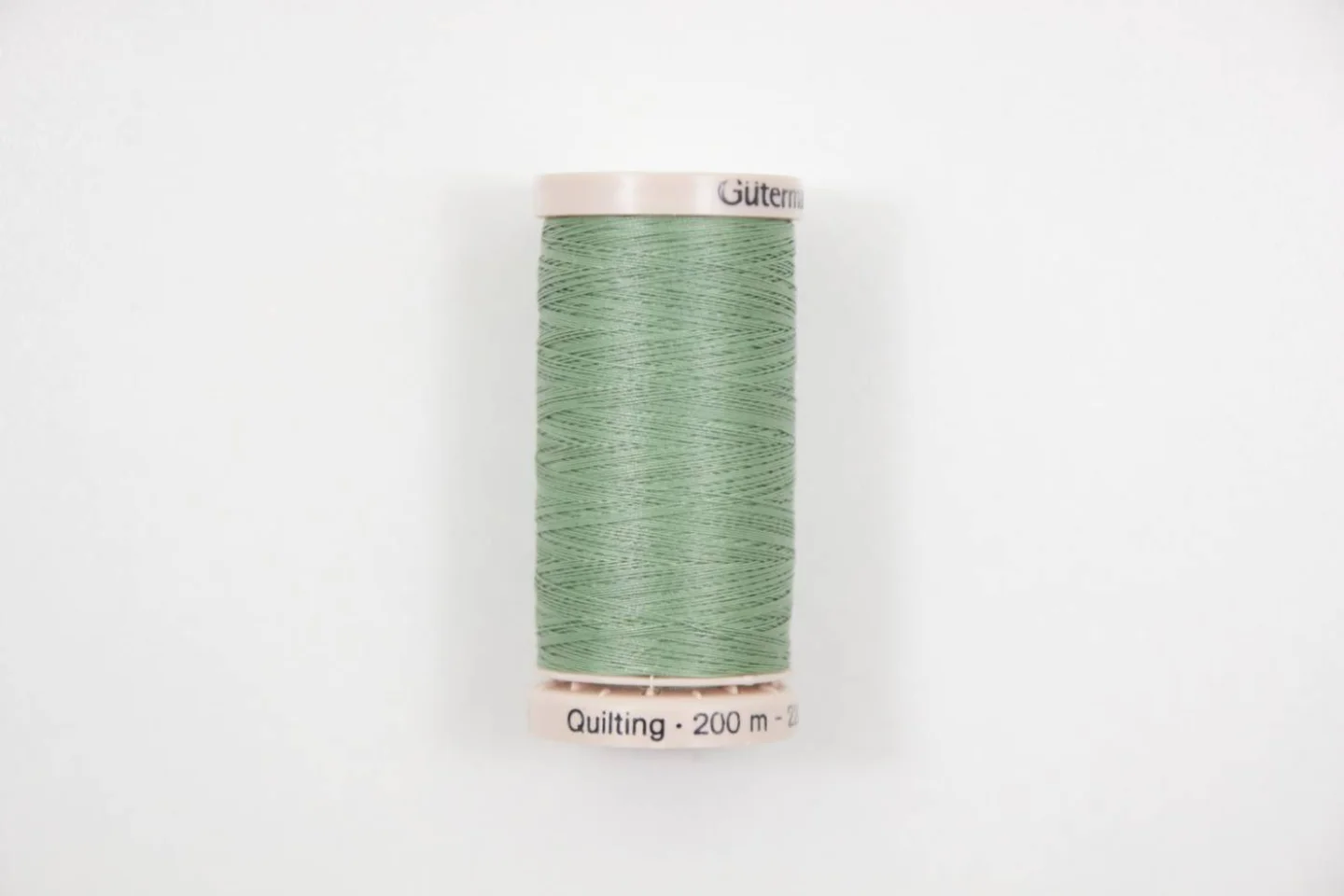 Quiltgaren lichtmosgroen 9426-garen-quil.