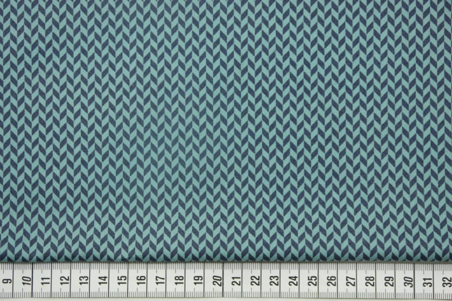 quiltstof-blauw-visgraatmotief-visgraat-.