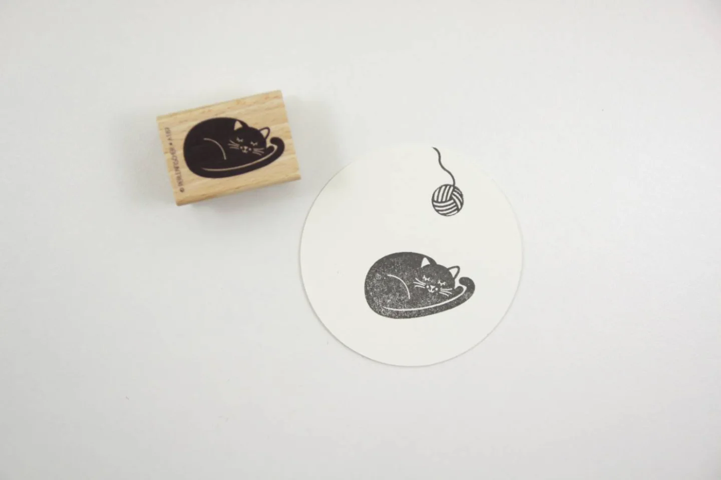 houten stempel kat perlenfischer traumen.