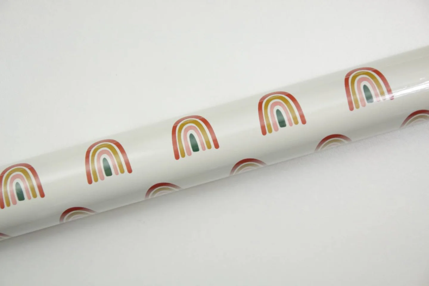 cadeaupapier regenboog rainbow hip cadea.
