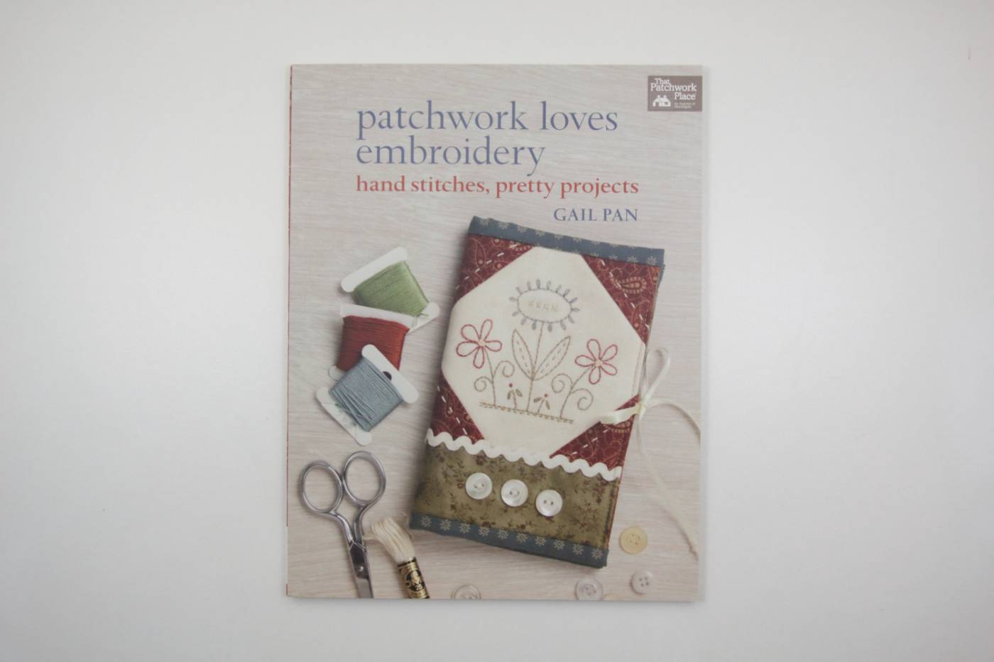 Patchwork Loves Embroidery-patchwork en