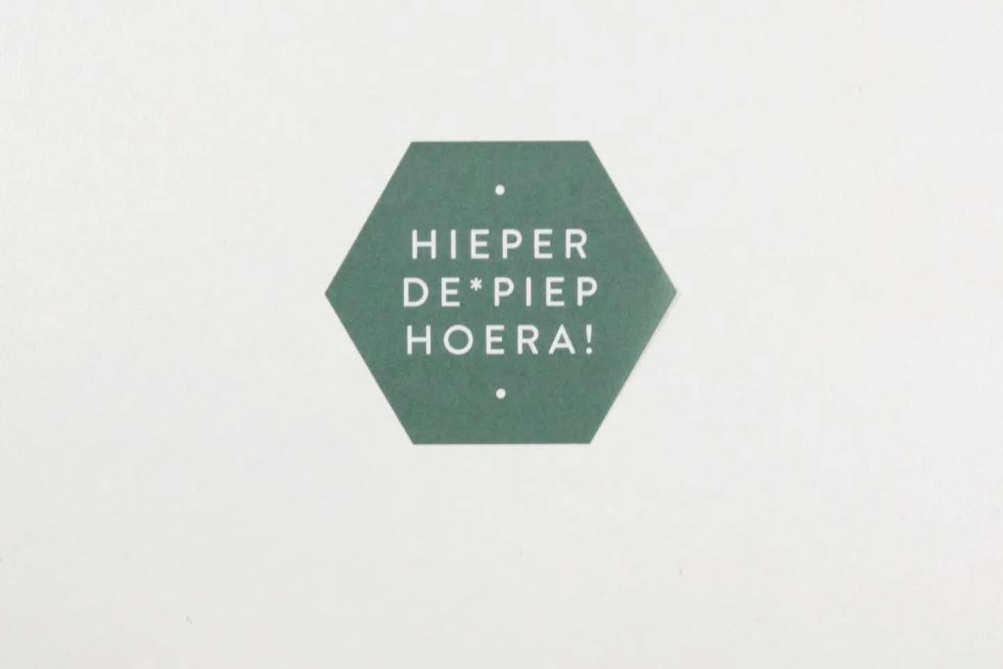 Sluitsticker sticker cadeausticker hierp.