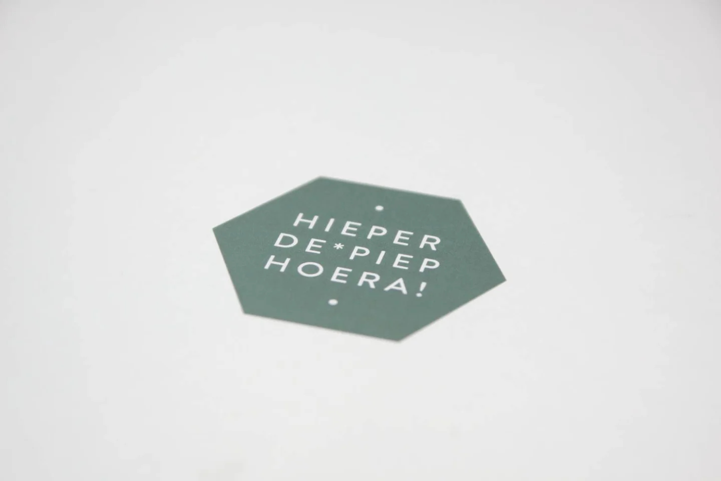 Sluitsticker sticker cadeausticker hierp.