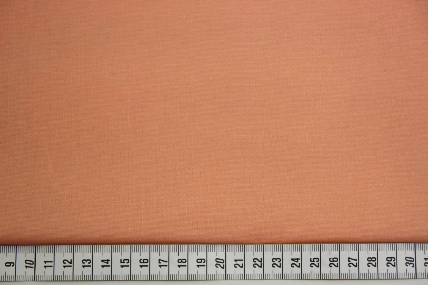 quiltstof-zalmroze-effen-Northcott-Color.