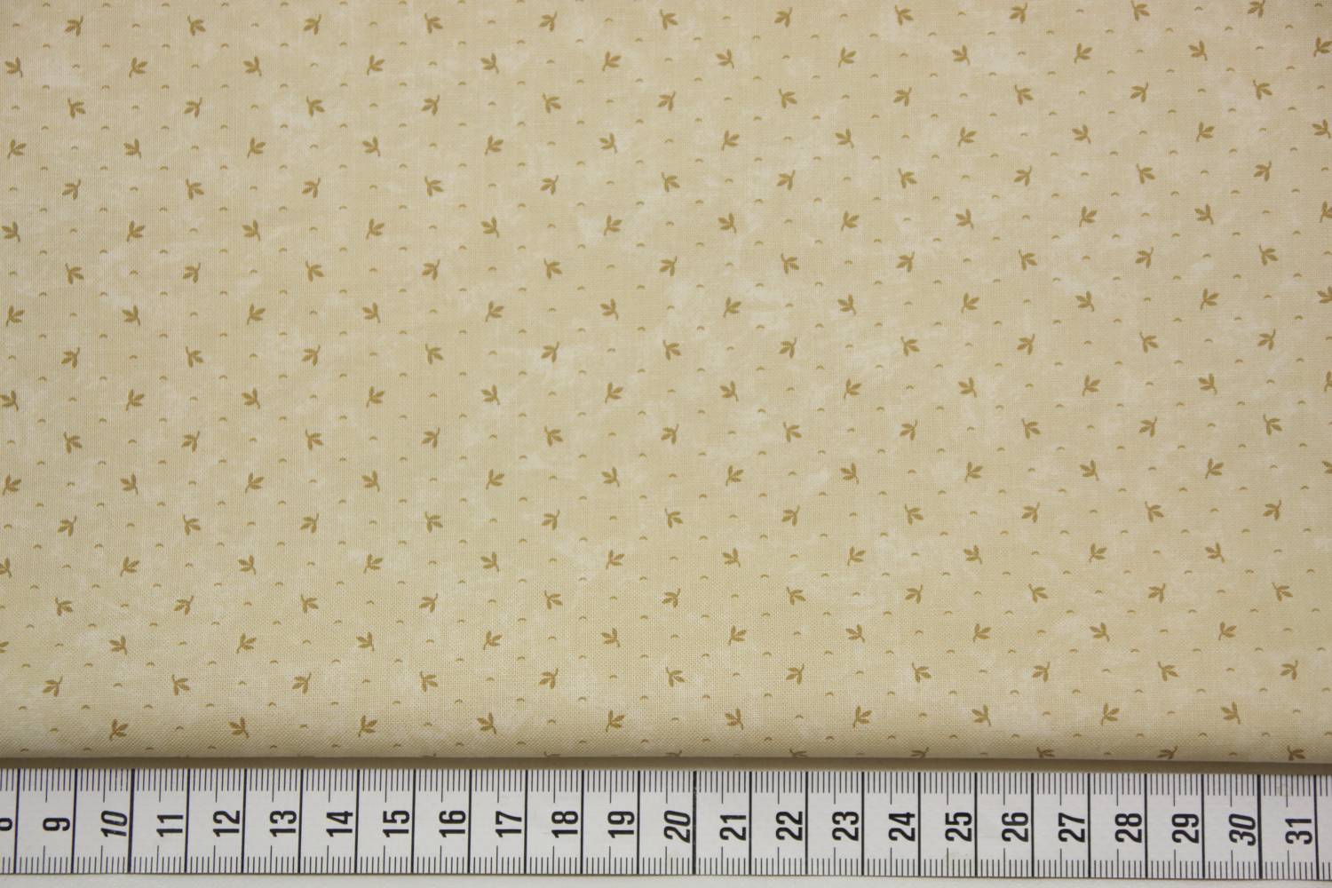 quiltstof-beige met bruin blaadje Moda-K