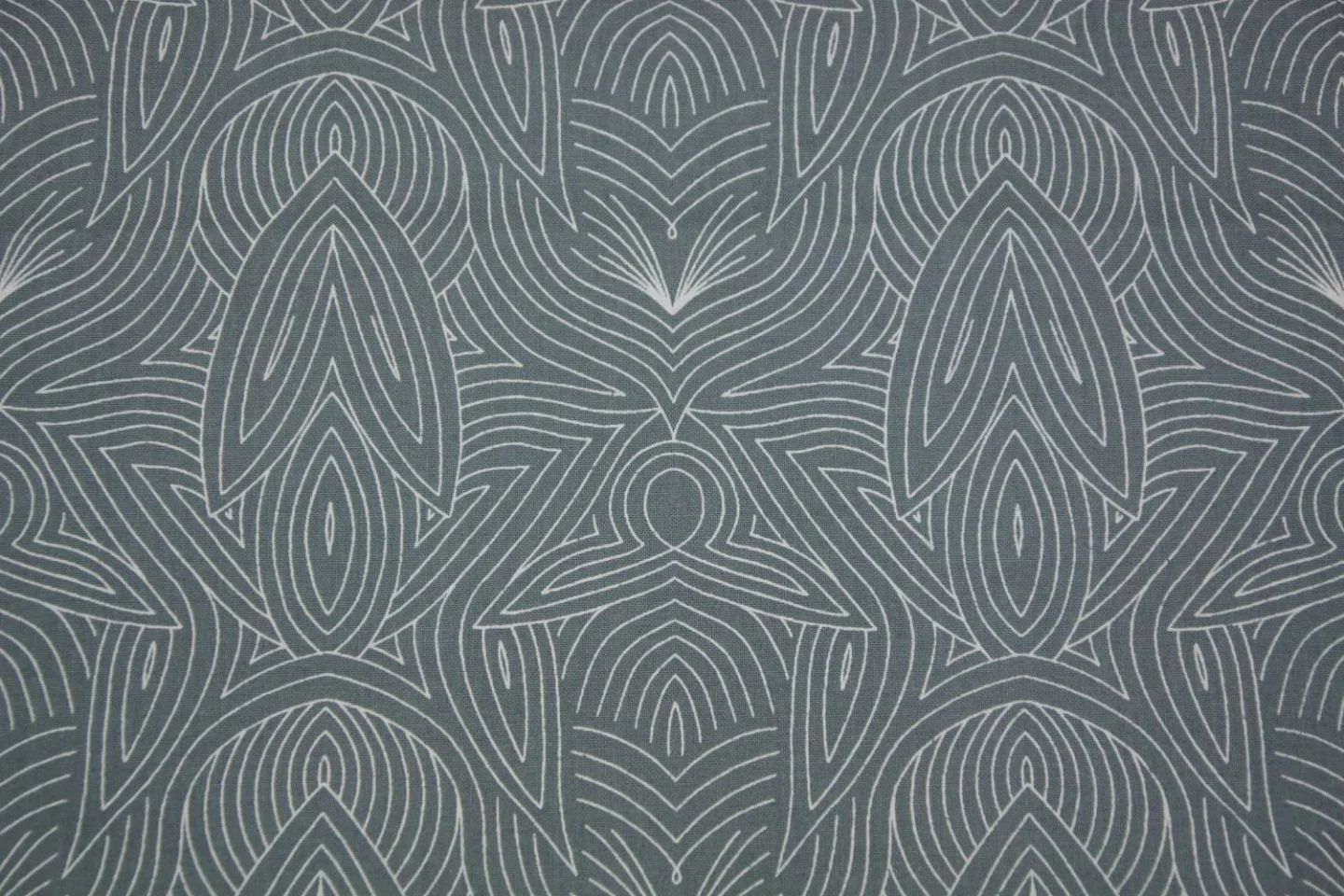 quiltstof-grijsblauw-wit patroon-Moda-Mo.