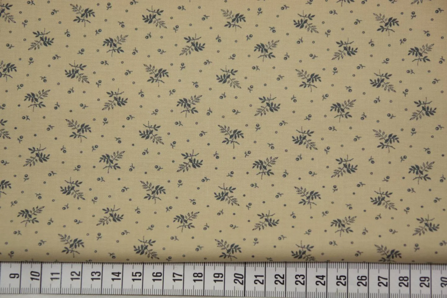 quiltstof-Ecru-takje in blauw-Moda-Moda.
