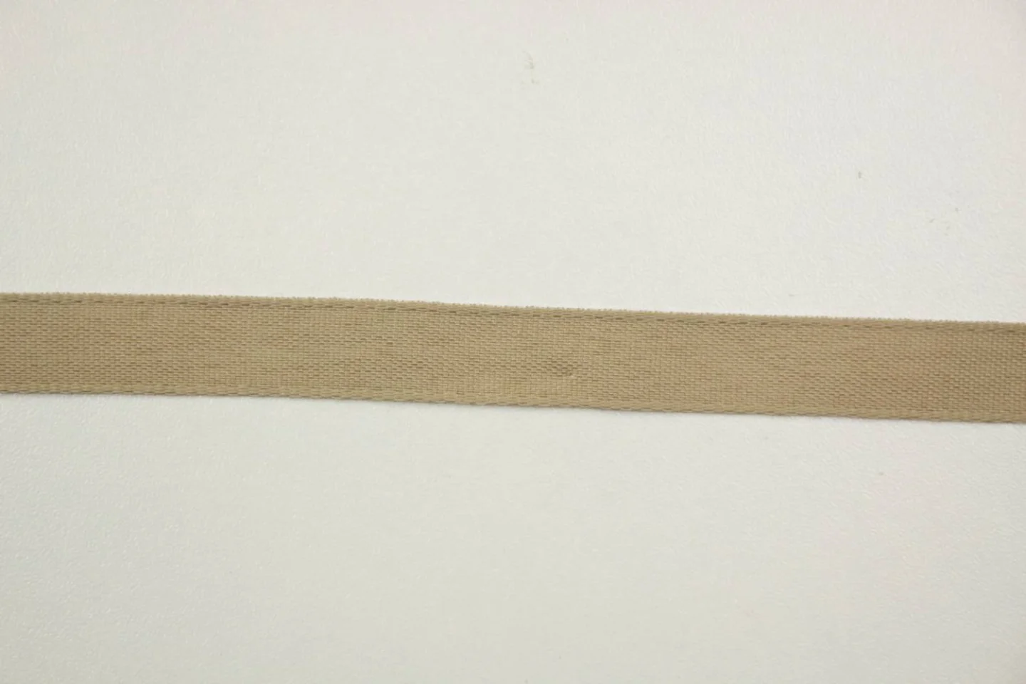 Lint-taupe-linnen- natuurlijke linnenloo.