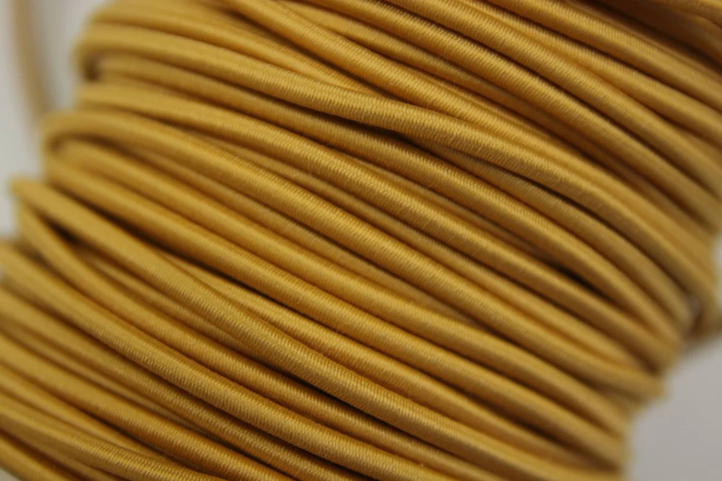 Elastisch koord-Caramel- elastiek karame.
