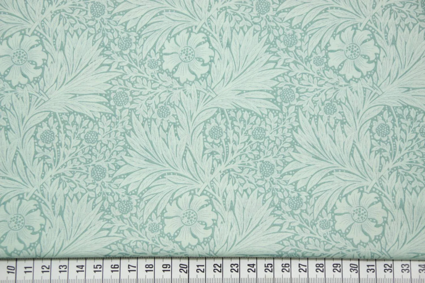 quilttof-zeegroen met licht zeegroene bl.