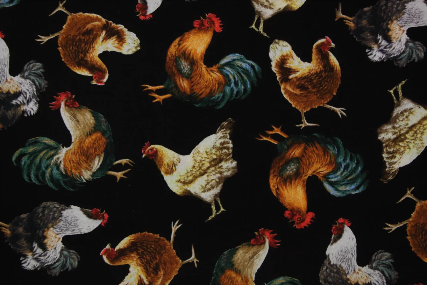 quiltstof-zwart-kippen en hanen-Timeless.