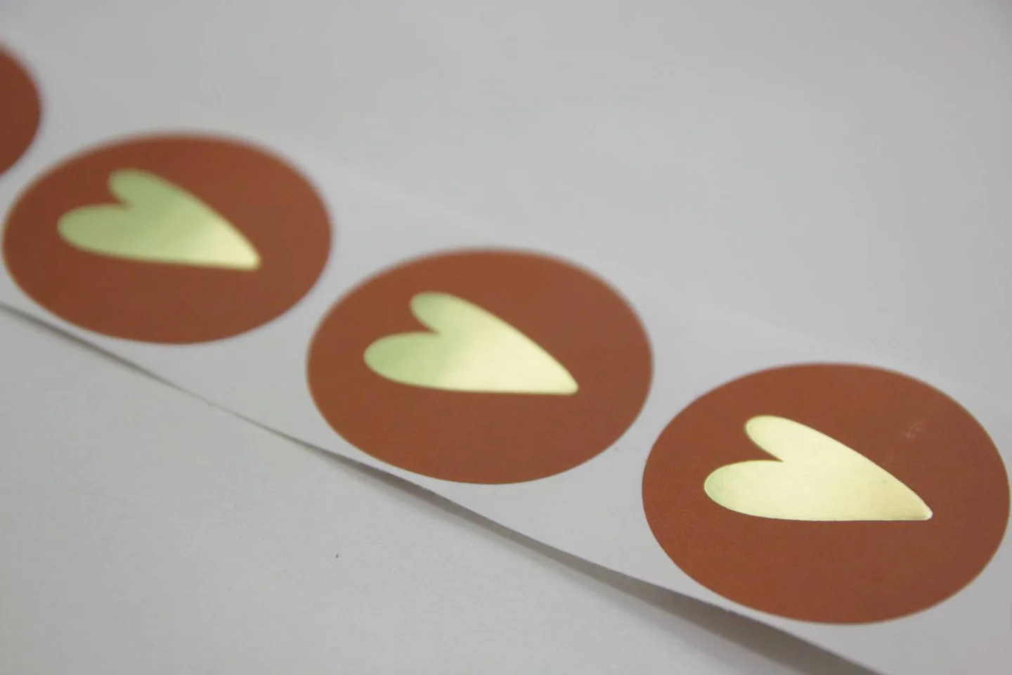 sluitsticker cadeausticker terra met gou.