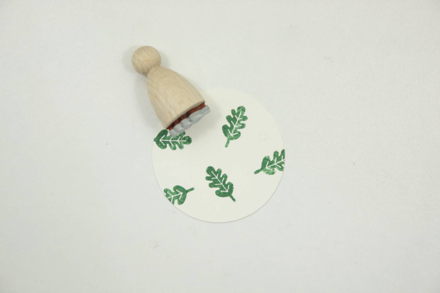 Houten stempel-Perlenfischer-eikenblad-1