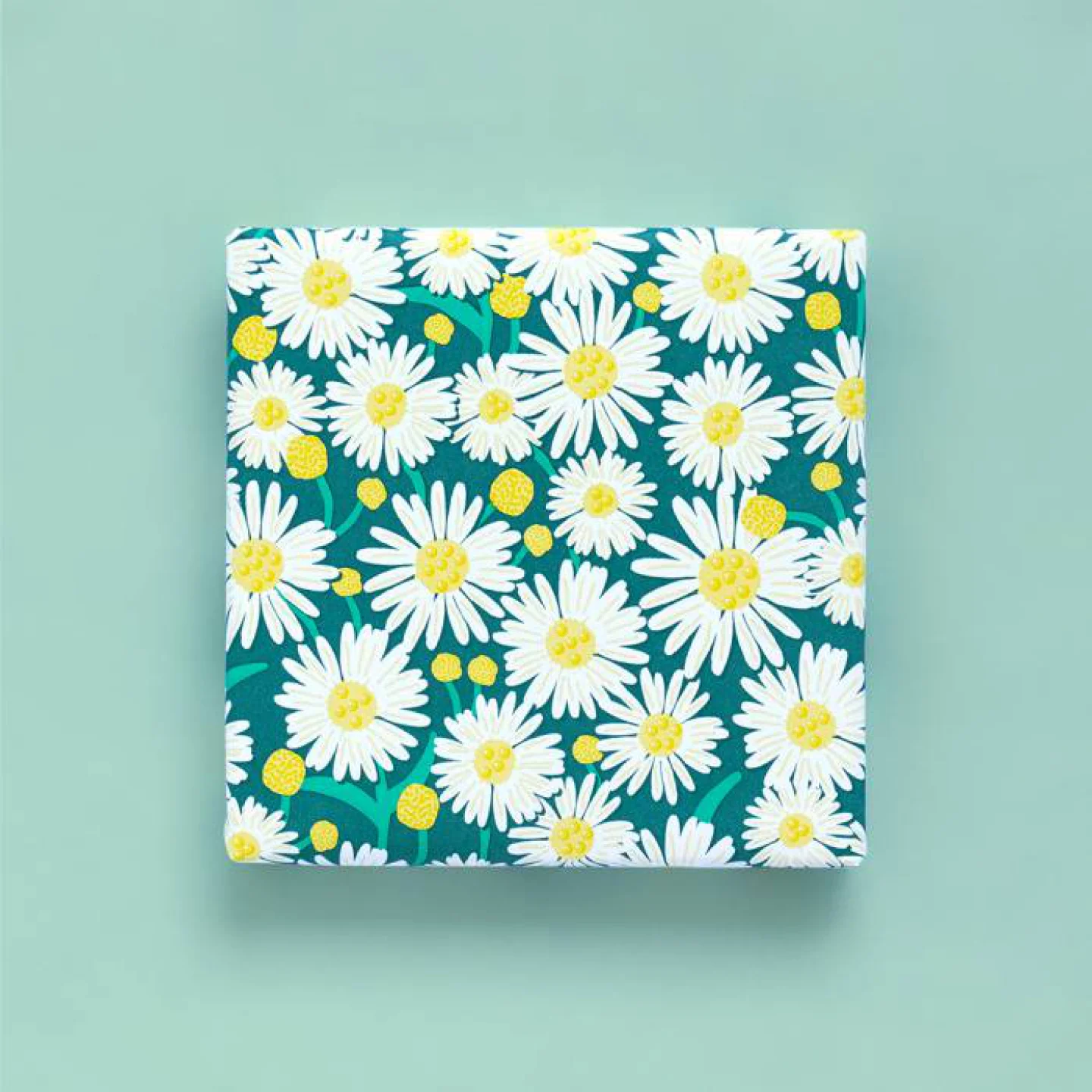 hip inpakpapier madelief bloemen.