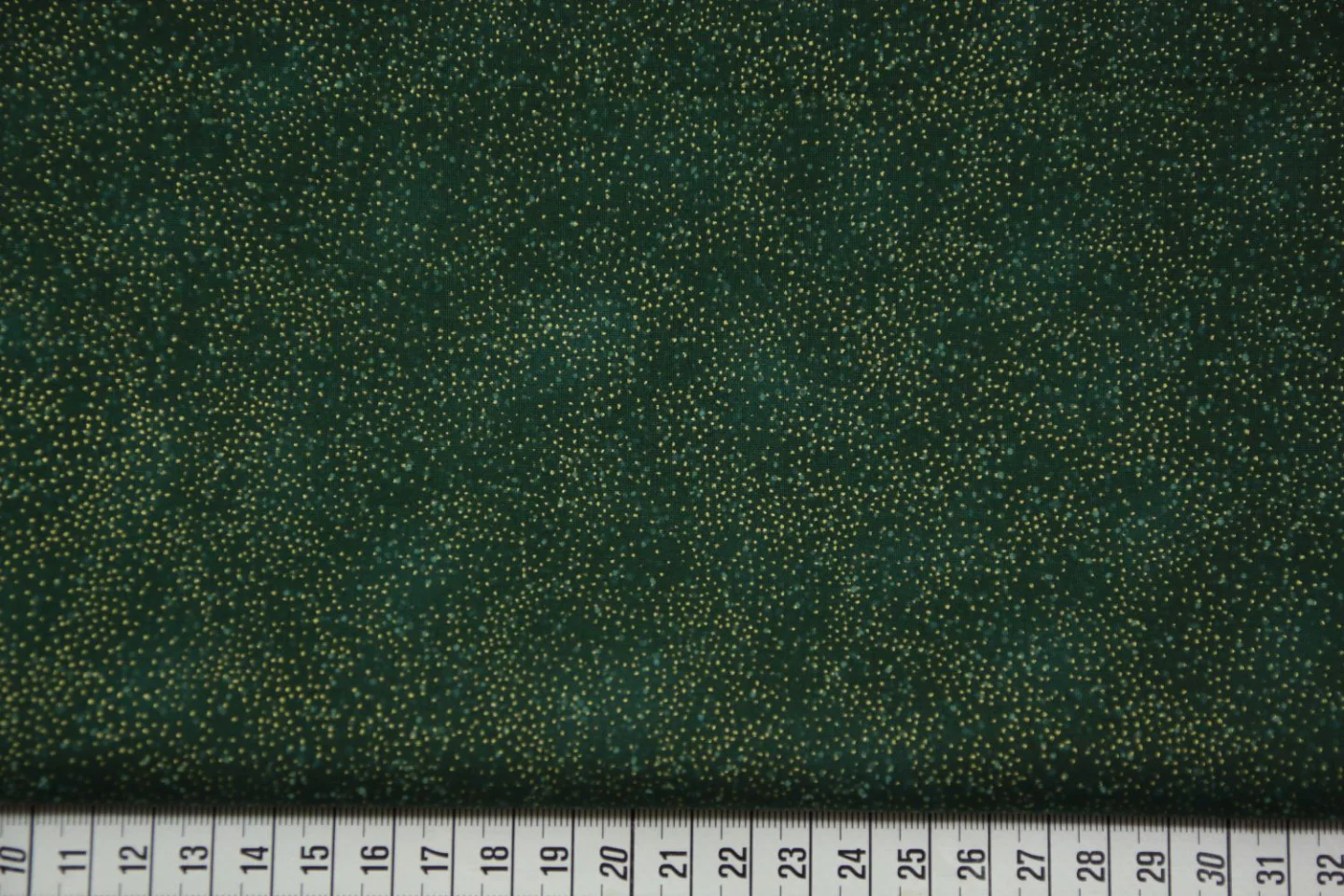 quiltstof-Groen-goud gestippeld-Hoffman.