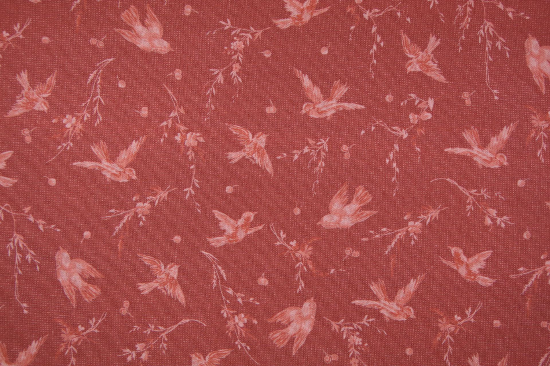 quiltstof-Donkersteenrood, vogeltjes in