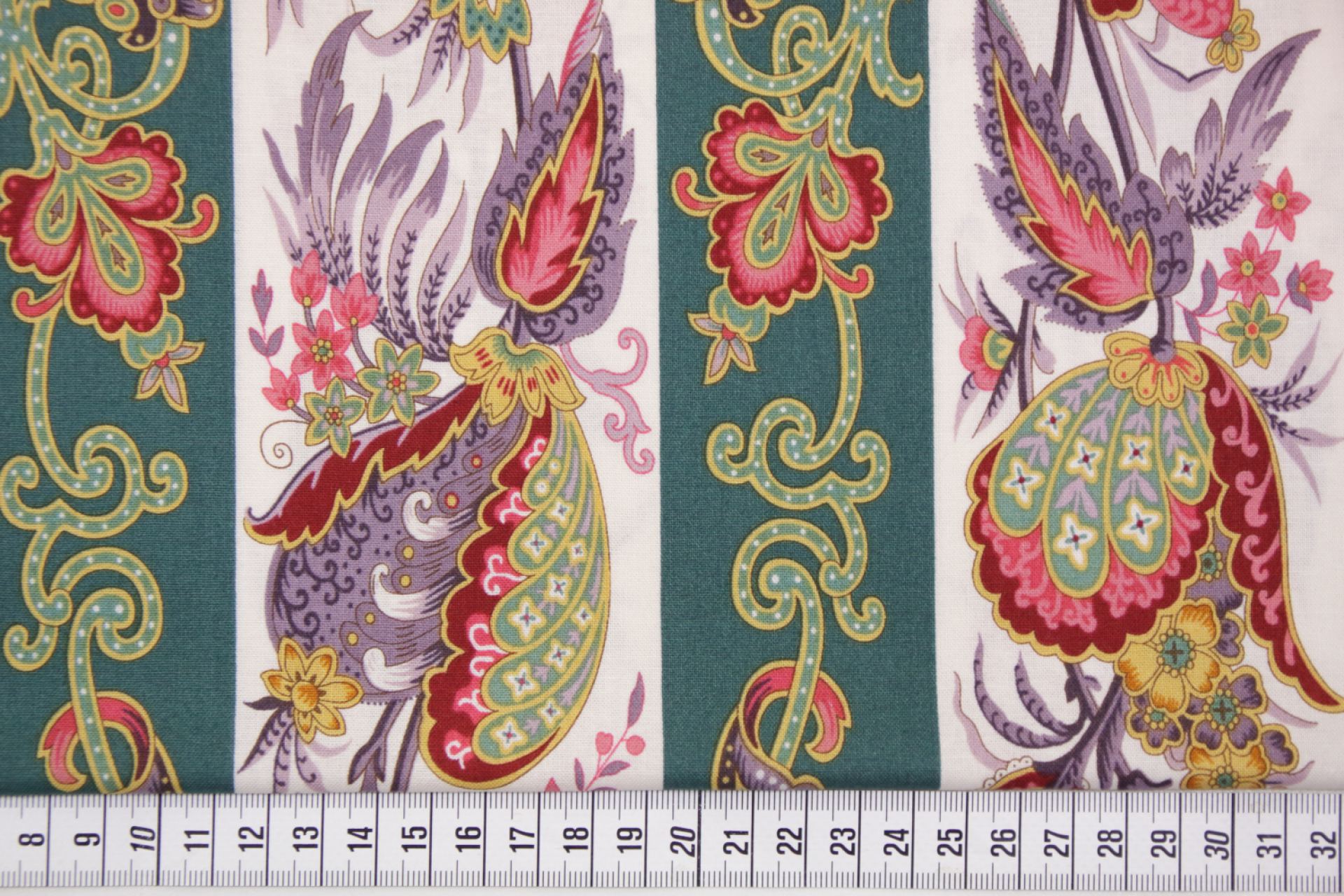 quiltstof-Randstof met bladeren in rood
