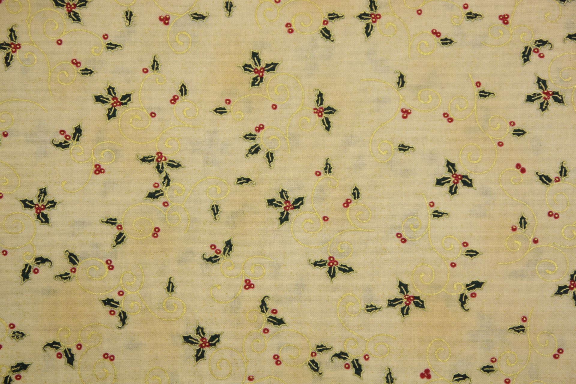 quiltstof-kerst-Warm ecru met hulst en b