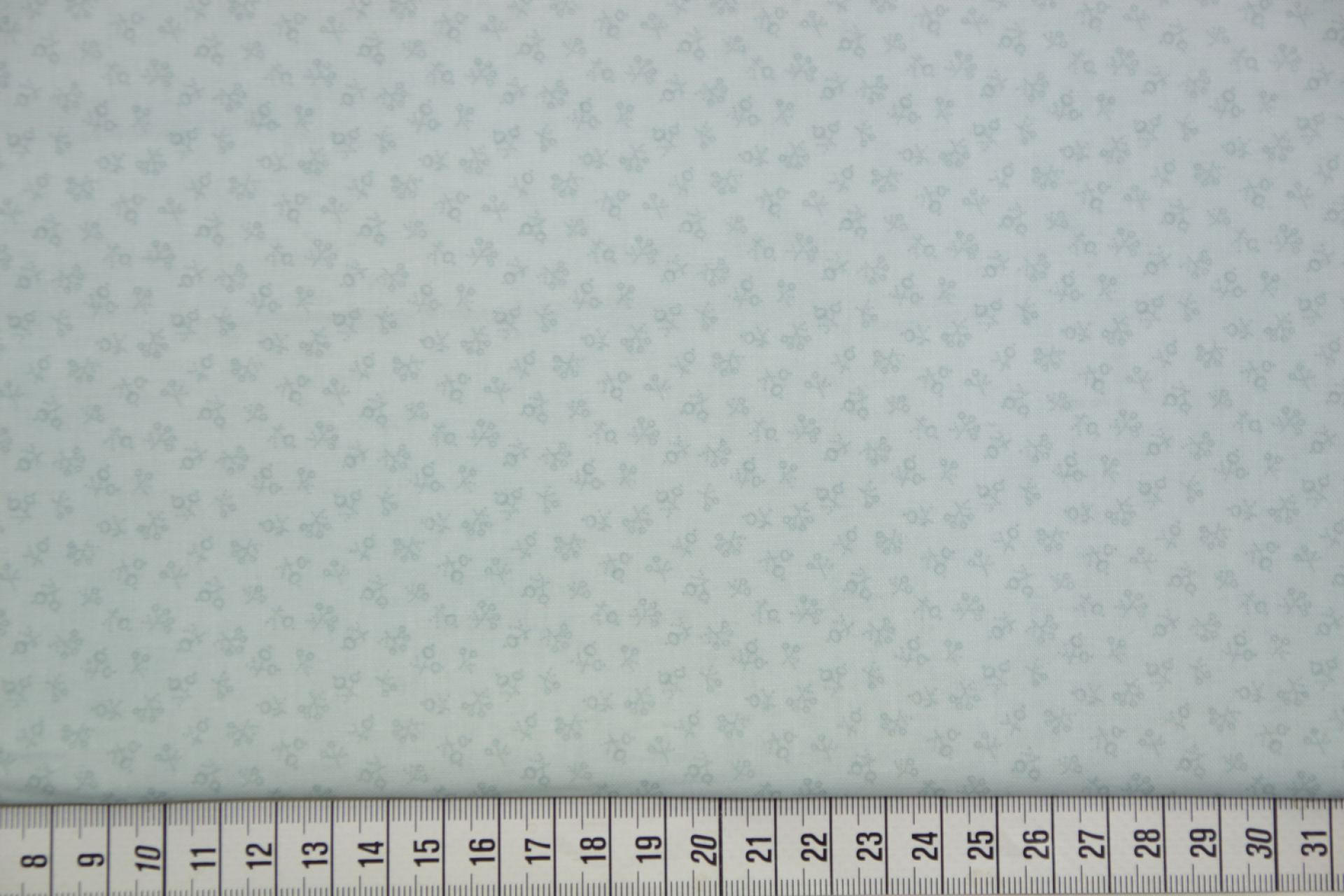 quiltstof-Babyblauw met mini bloemetje-M