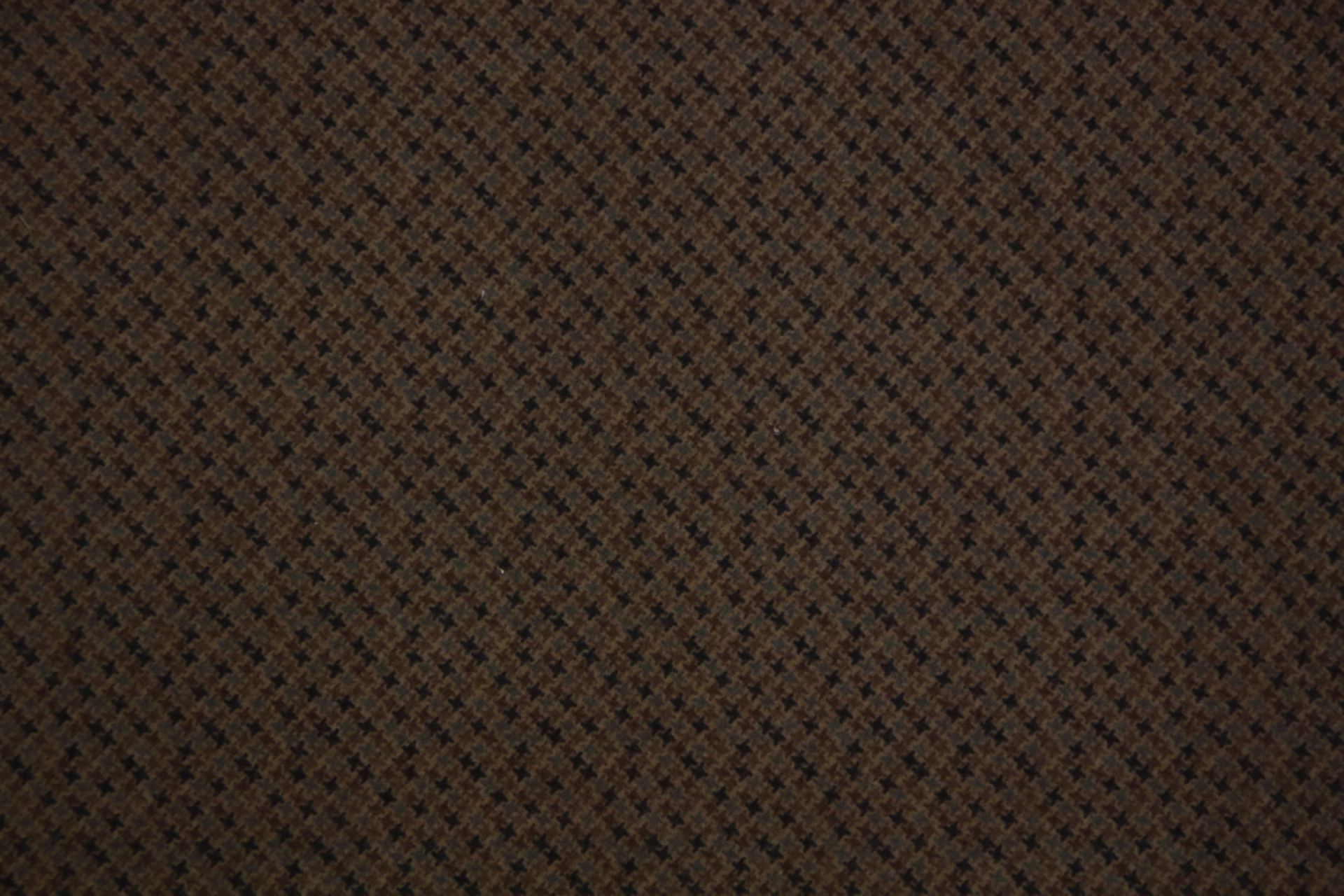 quiltstof-Bruim -kruisjes in diagonale l