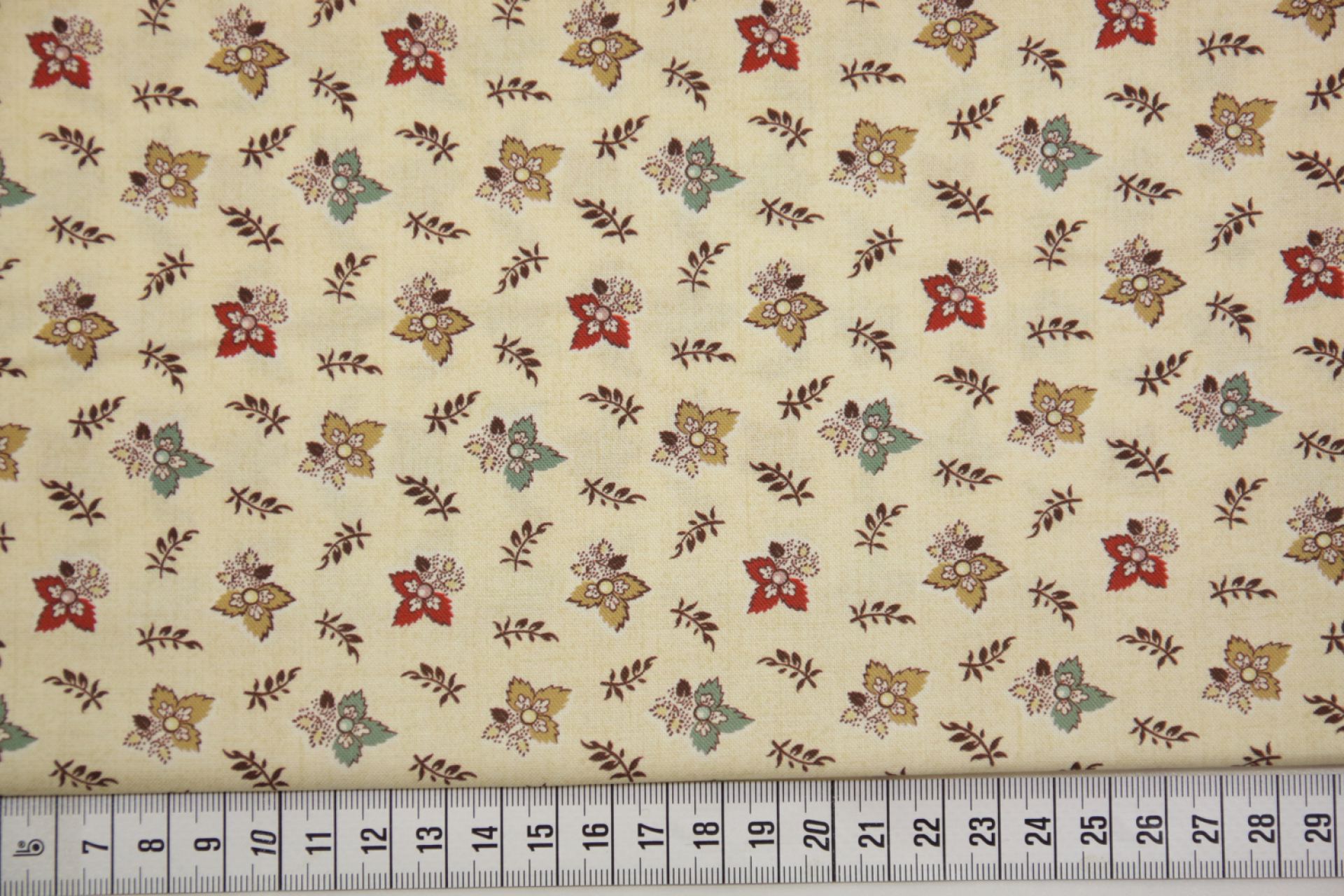 quiltstof-Ecru met bloemetjes in rood, z
