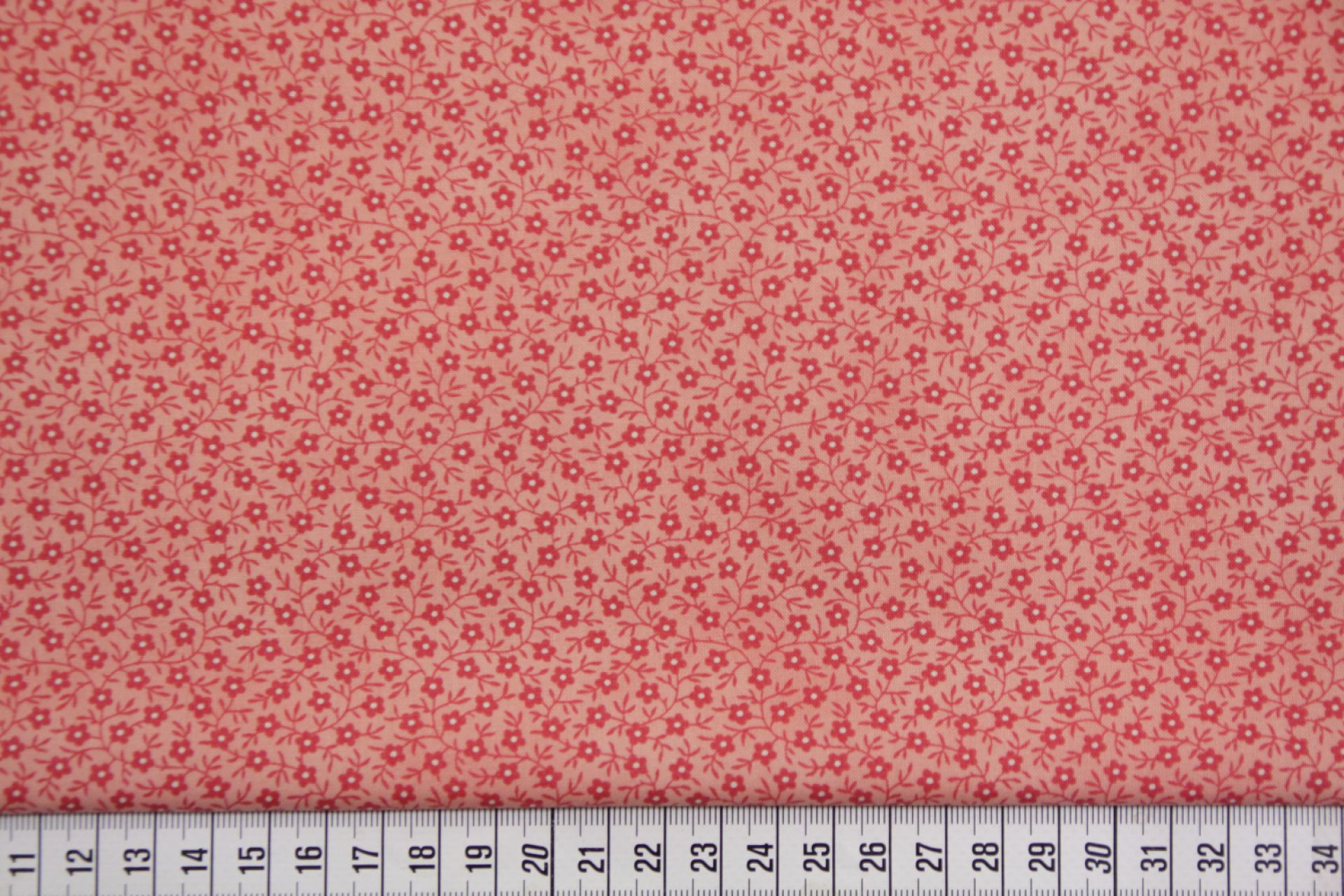 quiltstof-Zalmroze met rozerood bloemetj