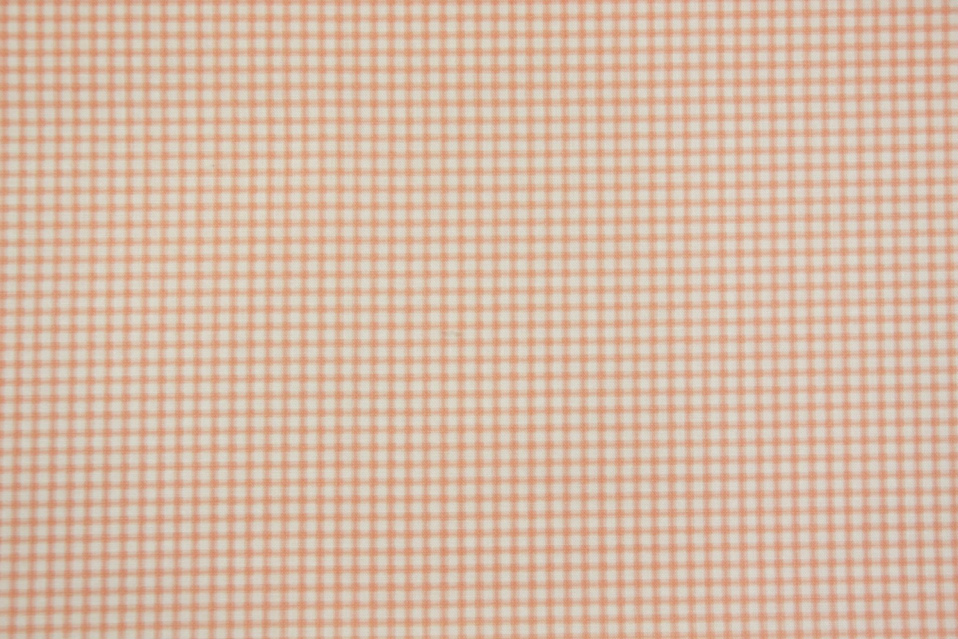 quiltstof-Ivoor, zalmroze ruitje van Ril